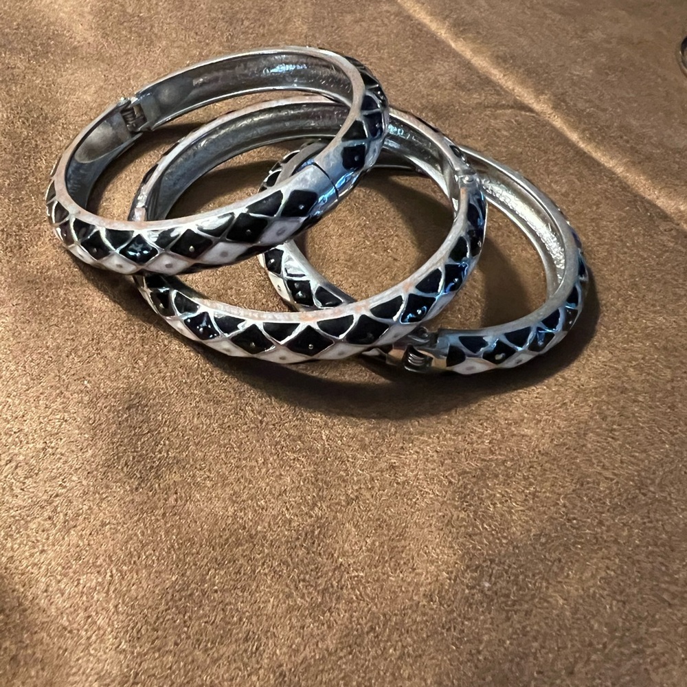Silver and Black Enamel Hinged Bangle Bracelet Set - Women Jewelry